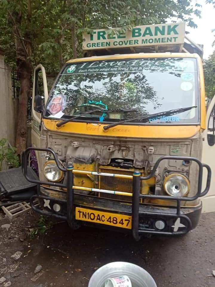 இலவச மரக்கன்றுகள் வழங்கும் சேவை ஊர்தி காப்பீடு காலாவதி ஆகி3 மாதங்களாக காப்பீடு கட்ட இயலவில்லை  இயந்திரம் பழுது பார்த்தல் FC பன்ன வேண்டும் ரூ.89.070 தேவை 14.9.2019 சிறுஉதவி உள்ளங்கள் ரூபாய் 8.900 வந்ததுள்து ஒரு ரூபாய் கூட வழங்கலாம் கூகுள்  கணக்கு.g.mullaivanam-1@oksbi.9382184310.