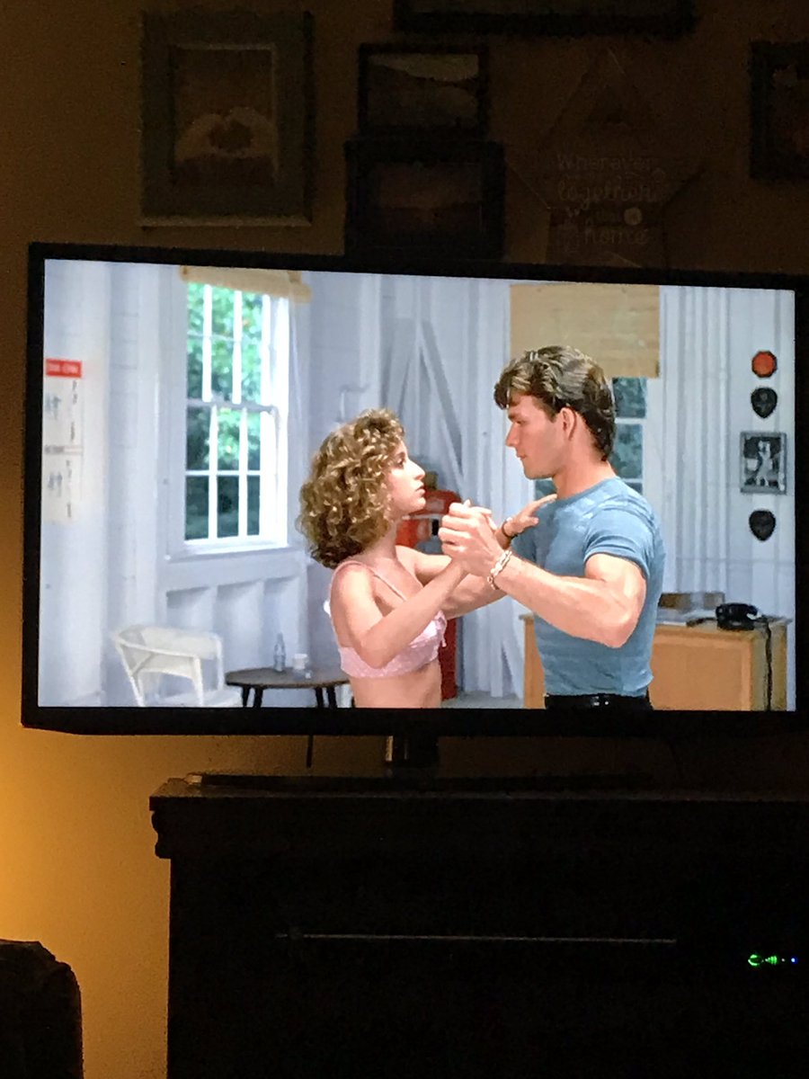 kpierson14's tweet photo. It’s a #dirtydancing kinda night #hungryeyes #spaghettiarms https://t.co/OyRvGHv5ga