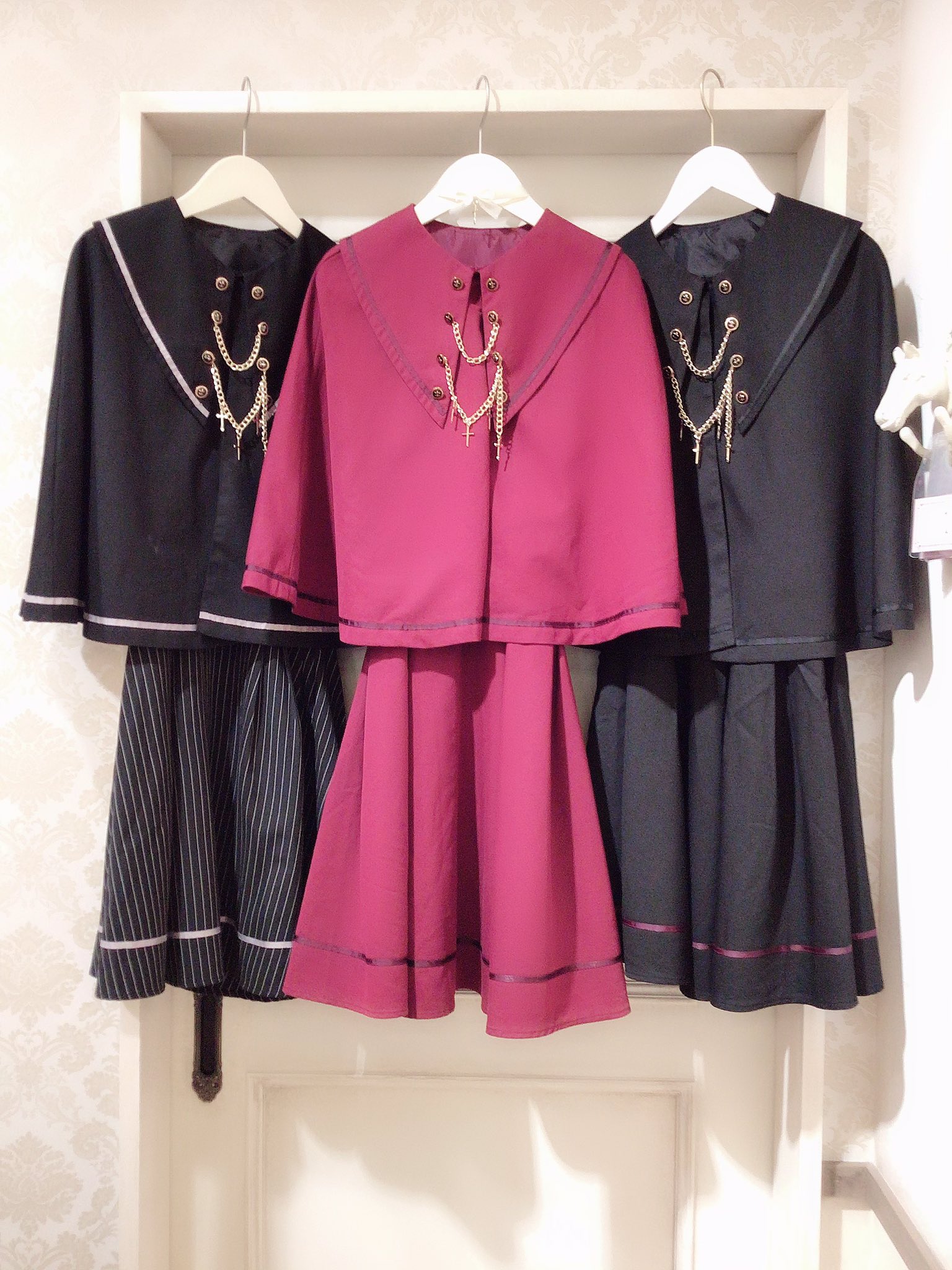 Amavel新宿店 в X: „New Rosary Vampireケープマント付