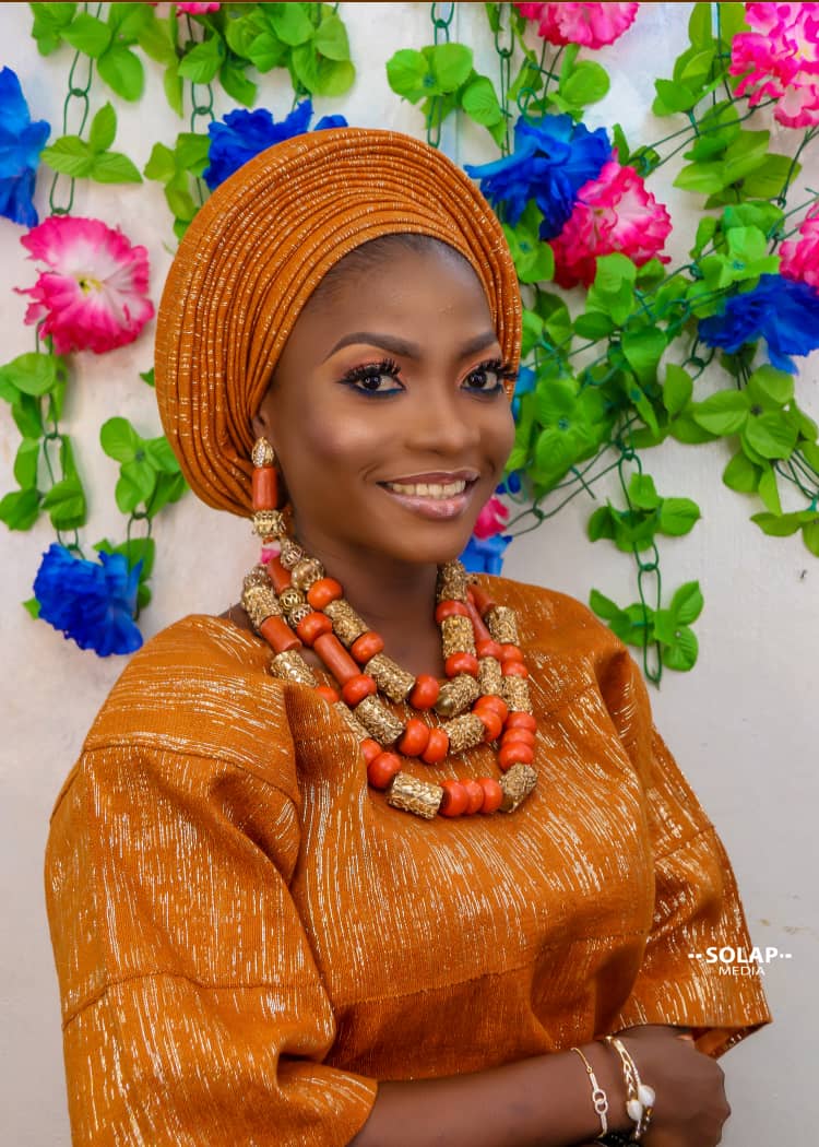 Lola_Dainty's tweet photo. Happy birthday 🎂 babe @MZ_BECCA15 https://t.co/gwnqEgKtQT