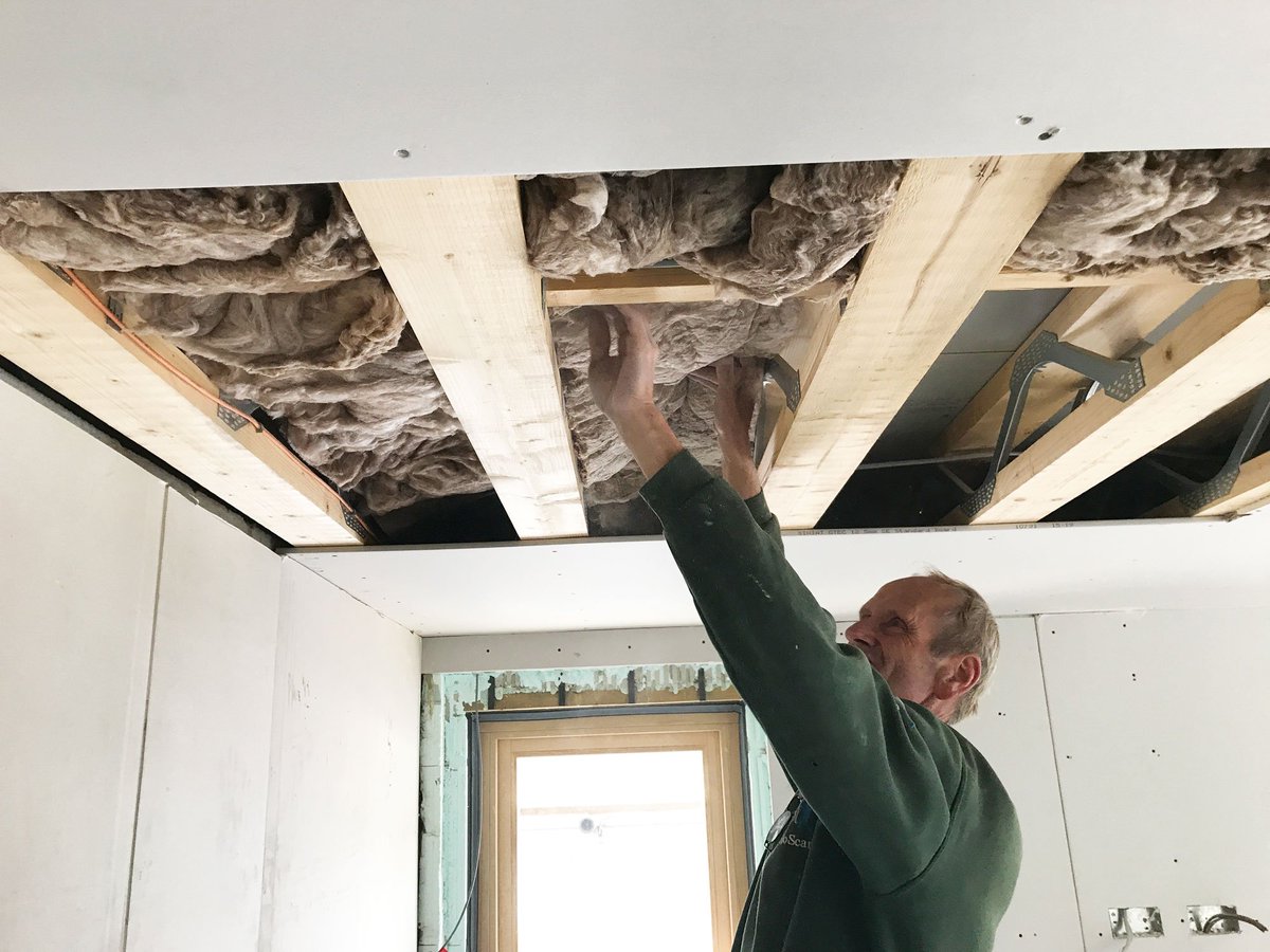 BuildItMagazine's tweet photo. We're onto the second fix stage of the #BuildItHouse! We're excited to have finished the rendering. 

@KRendRenders supplied us with a fantastic silicone render and we brought in silicone render specialists @Prestige_Energy https://t.co/smxLRwabH3