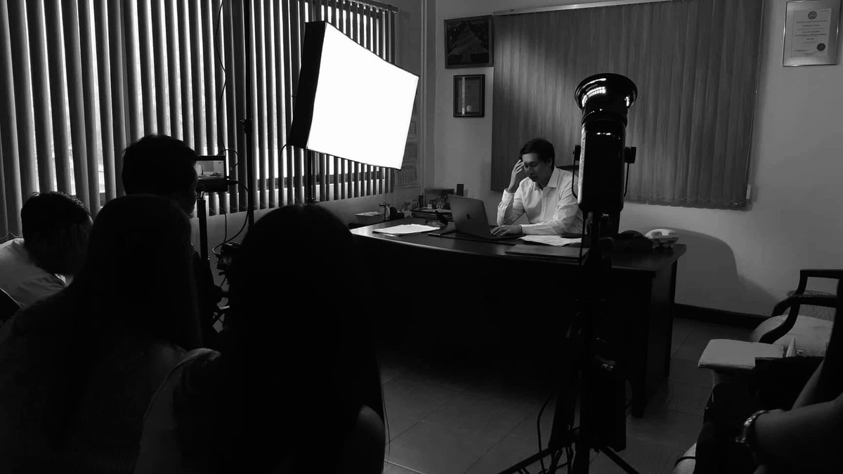 fatboysstudios's tweet photo. Giving you a quick look on whatβs keeping us busy on a Sunday. We guarantee you itβs pain-free. See what we did there? π
#FatBoysProd #BTS #ATM #CebuVideoProd https://t.co/rNxY4GUx2a
