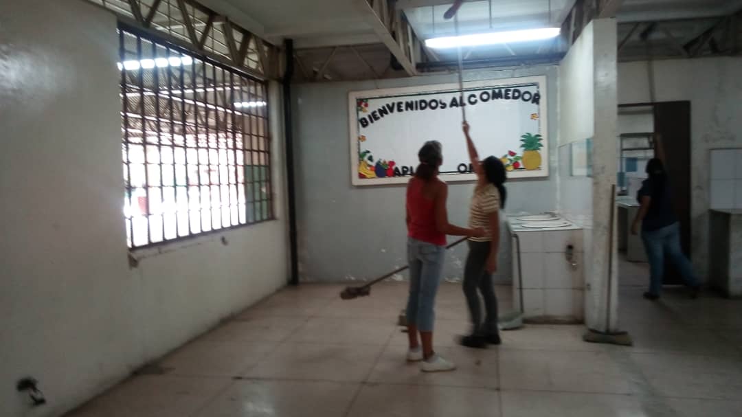 UEN LICEO DE APLICACIÓN tweet media