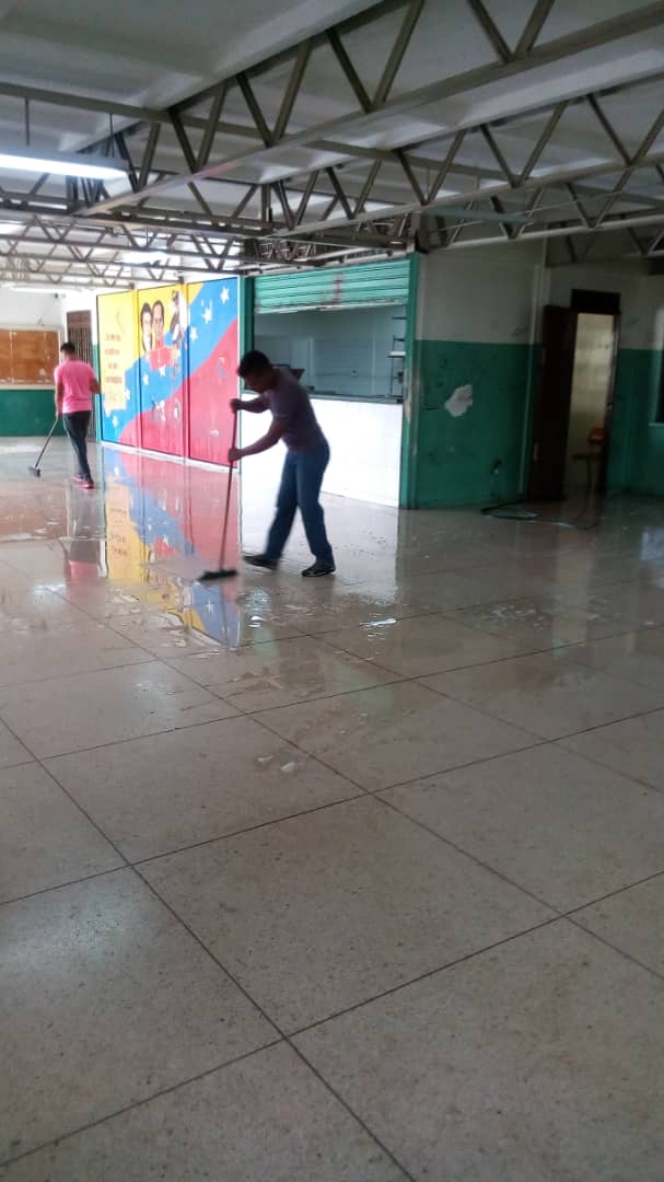 UEN LICEO DE APLICACIÓN tweet media