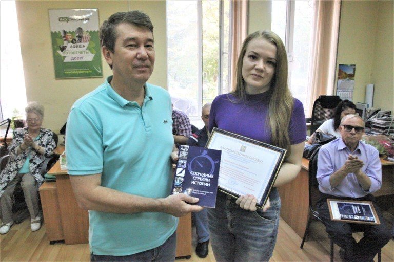 OPLuber's tweet photo. Общественная палата г.о. Люберцы наградила журналистов
https://t.co/YGrcIb08as
#оплюберцы #люберцы #опмо #нашеподмосковье https://t.co/QIh4Y9BN3V