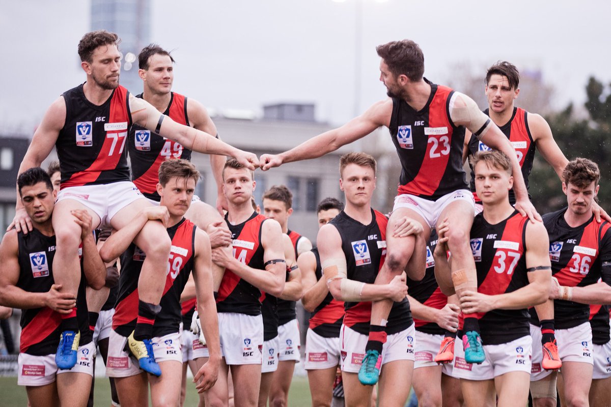essendonvfl's tweet photo. Thanks for everything ❤️🖤 https://t.co/FICxZ7WumB