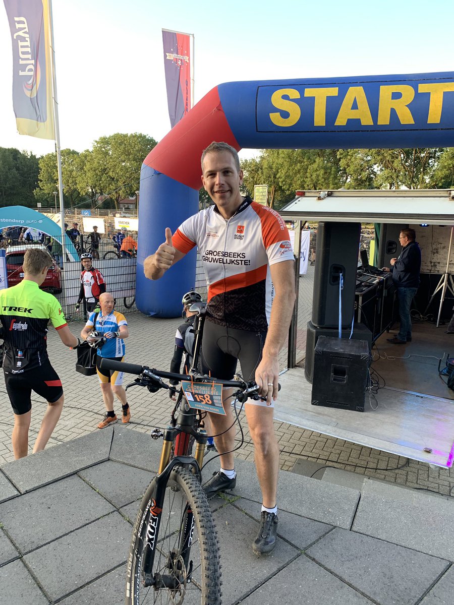 ROAd4Energy's tweet photo. Spot de Papa van Robbe vandaag 💕 succes veurzitter #GG19 https://t.co/BkaNCe9eJR