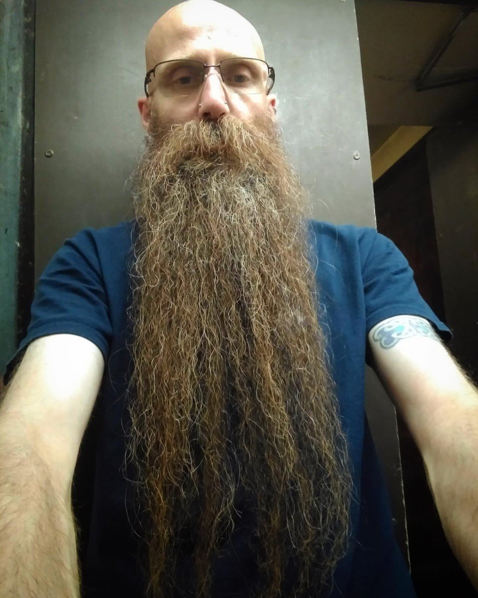 #SuperbeardSunday with Ian J. Fincher <a href="/IanJFincher/">Ian J. Fincher</a> of #London #beards #longbeard #BeardTweet Long-time #TBBClubman &amp; #CapitalBeards #DeputyChiefElectrician #WestEnd #LightingDesigner
Ian: "I wanted to grow a longer beard for a change. Hiding under the beard are many piercings."