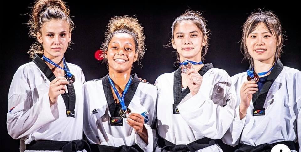 MagdaWiet's tweet photo. Je décroche ma première médaille d’or en grand prix 🥇
Des émotions uniques, indescriptibles et la joie de rendre fière et de représenter toutes les personnes qui m’accompagnent dans mon projet olympique! @cic @CreditMutuel @adidas @regiongrandest @UPECactus @FDJsport https://t.co/LAdzqOp3Kg