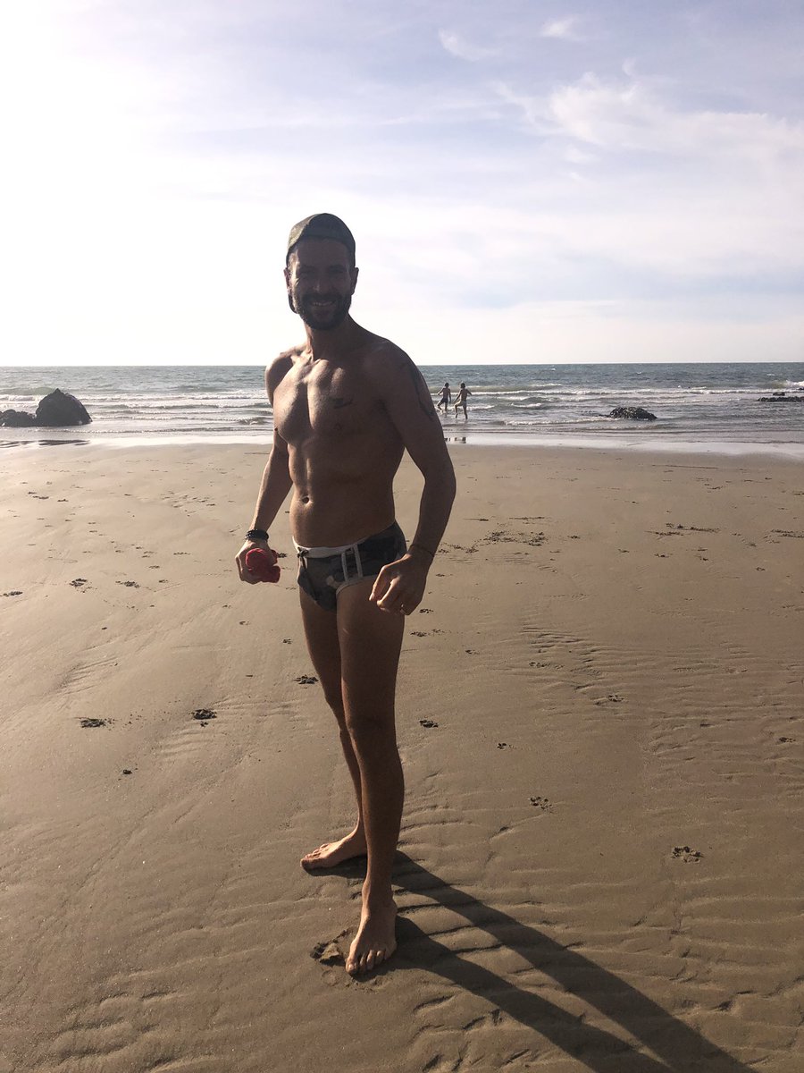 RiadErraji's tweet photo. Cold water therapy U.K. Anglesey #getfit #drrondapatric https://t.co/fVwEFnVvqN
