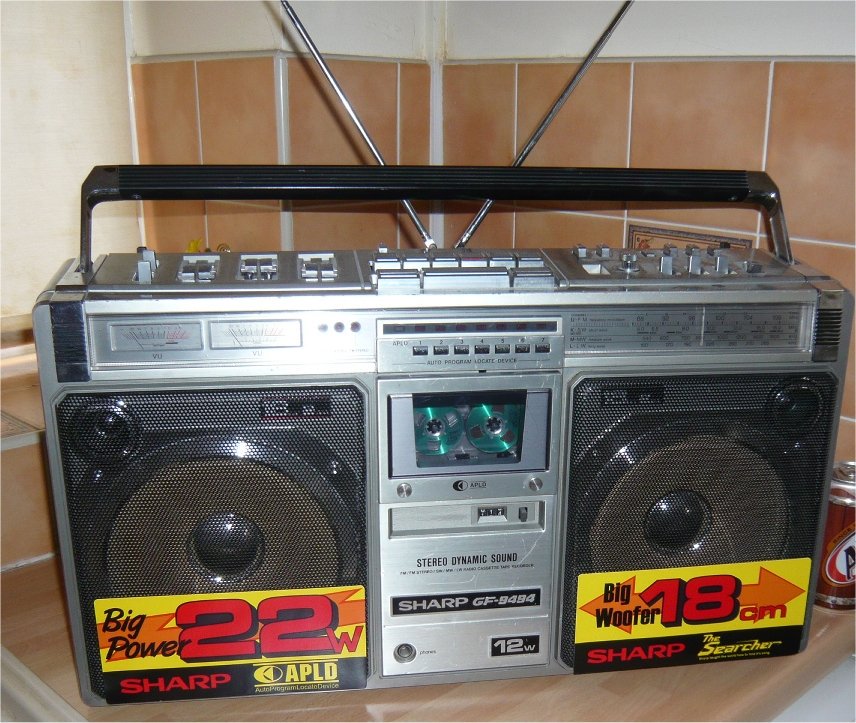 Almost that time again... Get #funky with <a href="/1053zackfm/">Zack FM</a> as I host another 3 hours of Sunday Grooves show from 10am (UK time) #80s #Funk #soul #groove Listen on FM 105.3 in West Suffolk, South Norfolk and East Cambs - DAB+ Cambridge and Norwich and online! Tune in and turn it up!