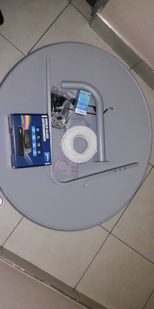 quick_cc's tweet image. BE CONNECTED 
ENJOY WATCHING YOUR FAVOURITE TEAM PLAYING. 
#FOOTBALL IS BACK 
#FOR #SALES AND #INSTALLATION 
CONTACT QUICK CONNECT 
0814510201