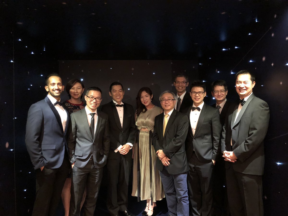 MinHoeChew1's tweet photo. Singhealth Duke-NUS Gala dinner 2019. A gathering for research and education fund raising. Well done everyone https://t.co/R599D3QwcH