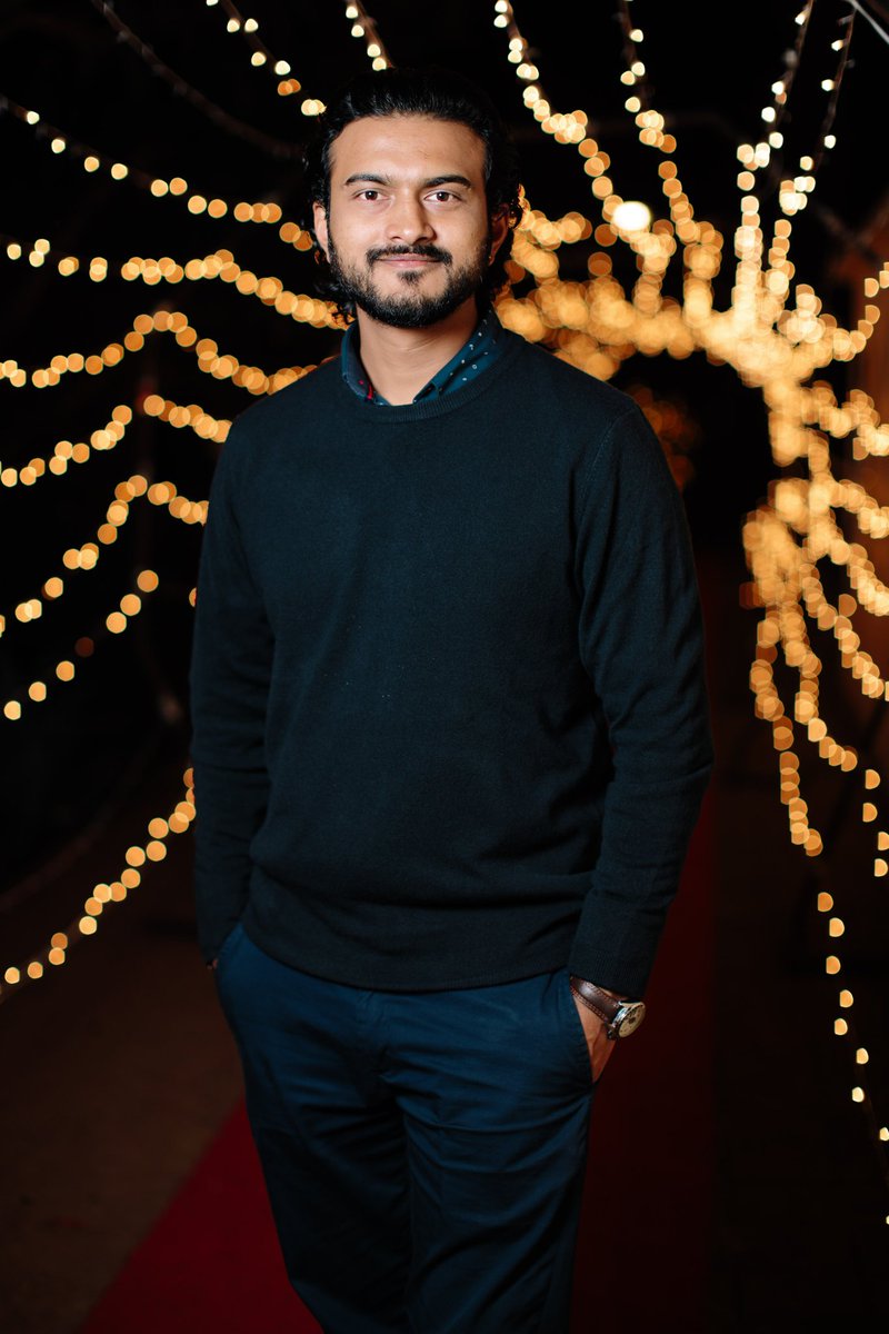 JitenSumaria's tweet photo. A chance to get a good photo at work with the best decor. This was a magical entrance setup during a Sangeet Night
@JitenSumaria Photography https://t.co/qVWYvlxQv1