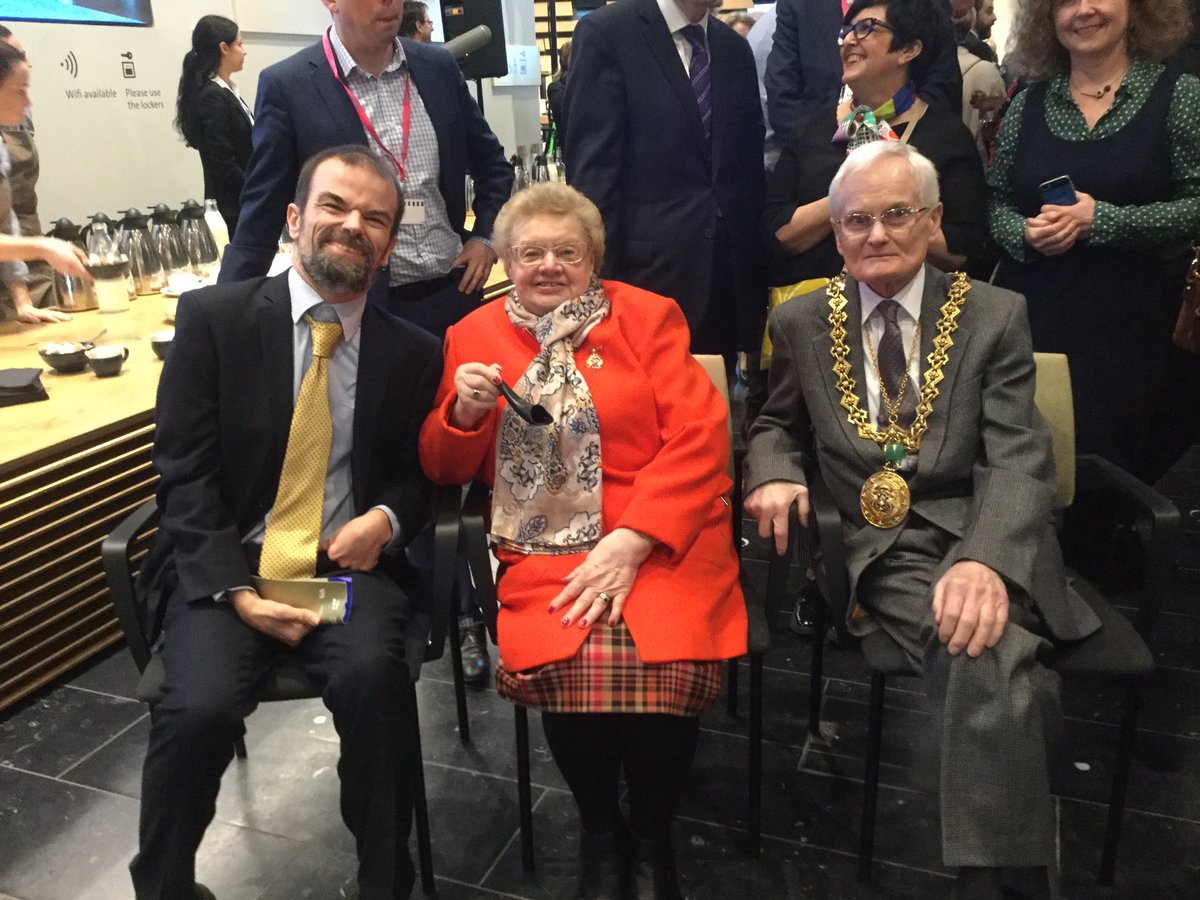supspoon's tweet photo. Happy 1st Birthday @VADundee with happy memories of seeing the @supspoon on display at the opening reception for the first time and meeting so many VIPs at the official opening https://t.co/LtZkLC6czX