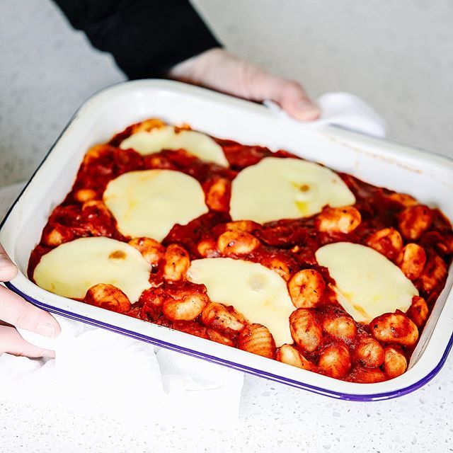 totallygotthis_'s tweet photo. Just over a week ago, we lost my beautiful mother-in-law after a short battle with cancer. She was big hearted, eternally optimistic and just like my hubby, not so keen on her veggies. Trish this one’s for you...not a hidden veggie in sight ❤️ https://t.co/V2CGoUfrP9 https://t.co/gBHZRhWDK1