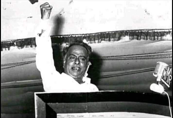 AmbatturAr's tweet photo. மதராஸ் மாகாணத்தை தமிழ்நாடு என பெயர் சூட்டிய மன்னவர்!!!🖤❤️

#Anna111
#HBDAnna https://t.co/fC6AcsbDAx