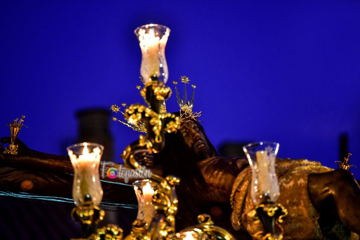 Salida Cristo de Ánimas @Hdad_R_Animas <a href="/pasionencordoba/">Pasión en Córdoba</a> <a href="/CirineoCordoba/">El Cirineo Córdoba</a> <a href="/FervorCofrade/">Fervor Cofrade©</a> <a href="/cordobescofrad/">Cordobés Cofrade</a> <a href="/SentirCordoba/">Sentir Córdoba</a> @PdC_ElBlog <a href="/BarrioSLzo/">San Lorenzo</a> <a href="/ParroquiaMSL/">Parroquia Matriz de San Lorenzo</a> <a href="/COR_Cofrade/">CÓRDOBA Cofradías</a> #MagnadeCordoba2019 #MagnaCordoba <a href="/MiCofradia/">MiCofradia.es</a> @VILLAVICIOSA__ <a href="/CalvarioCordoba/">Hermandad del Calvario</a> <a href="/MiHermandad/">MiHermandad</a> @elrincofrade