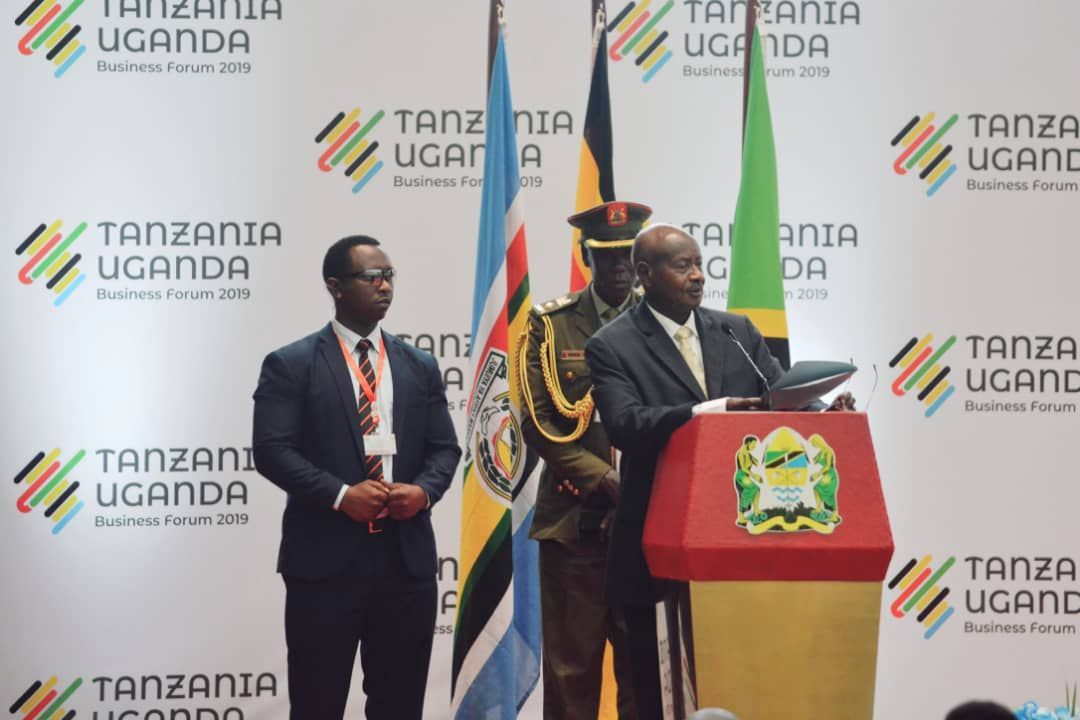 ewb_msv's tweet photo. "Local content [is] a key to unlocking long-term value in extractive industries" - Ugandan President @KagutaMuseveni at last week's Uganda-Tanzania Business Forum https://t.co/PF59kkTDZR https://t.co/BOlifYIMNn