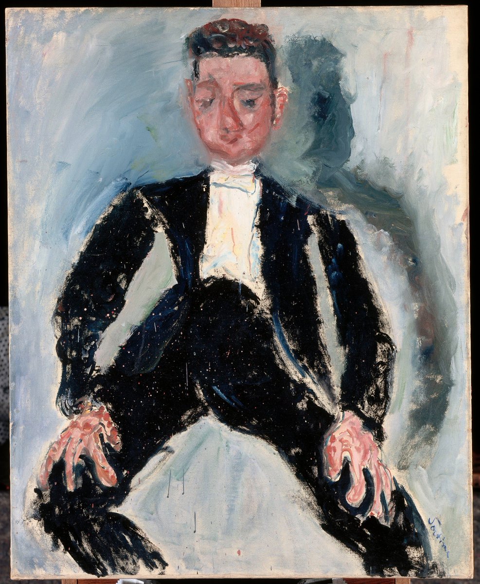 FranceEmirats's tweet photo. @GrandPalaisRmn @MuseeOrangerie @ludovic_pouille @LouvreAbuDhabi @Unique_Necklace @M_7784 @Noura_Almoteari @IFintheUAE @AFDubai @AFAbuDhabi @MuseeLouvre @DubaiFrTouch @MinistereCC 3 days to go before “#RendezvousinParis" in @LouvreAbuDhabi, where you can see"The Best Man" by Chaïm Soutine.
The absence of a seat &amp; the deformation of the limbs give this portrait its strange character. 
#OneDayAMasterpiece
© @GrandPalaisRmn (@MuseeOrangerie)/ H. Lewandowski https://t.co/b2ggn4NWWB