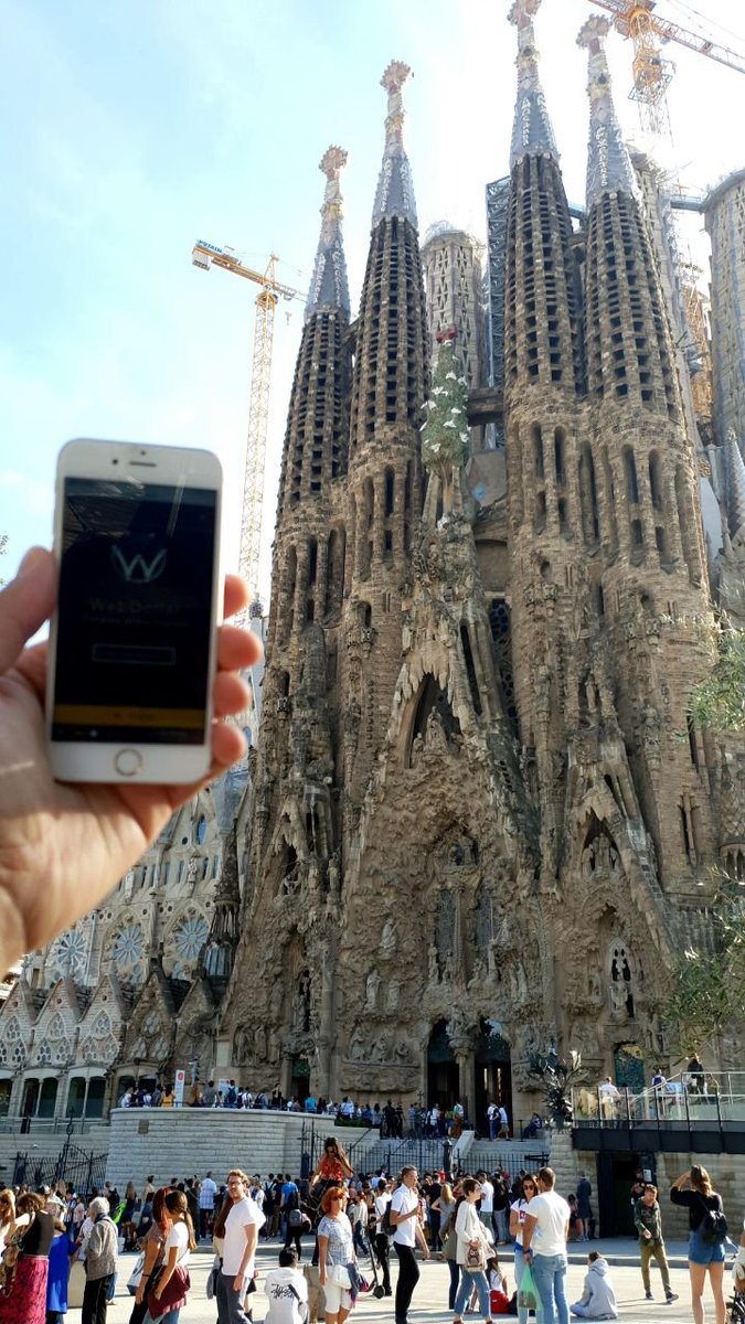WebDollar_io's tweet photo. #WEBDOLLARISHERE #staking @sagradafamilia #Barcelona - always ready to make a transfer anywhere in the world with just #4clicks and in just few seconds - this is the power of the easiest to use #crypto in the wholw world. #blockchain #technology #TechTrends https://t.co/NtKNSSLmli