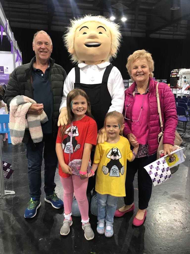 GCH_Charity's tweet photo. Final day of celebrations @SECGlasgow to say cheerio to @OWBIGBucket 😢🥳 

Just a wee reminder that trains to Exhibition centre are off due to engineering works so please plan your journey today! Replacement bus services available.

 https://t.co/Wh3h085H8Y https://t.co/OKPnXqHjRG