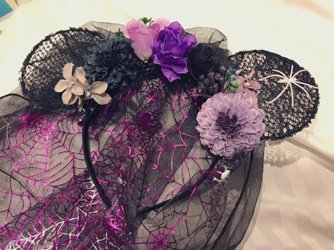 闇感強めの手作り花嫁カチューシャ? 