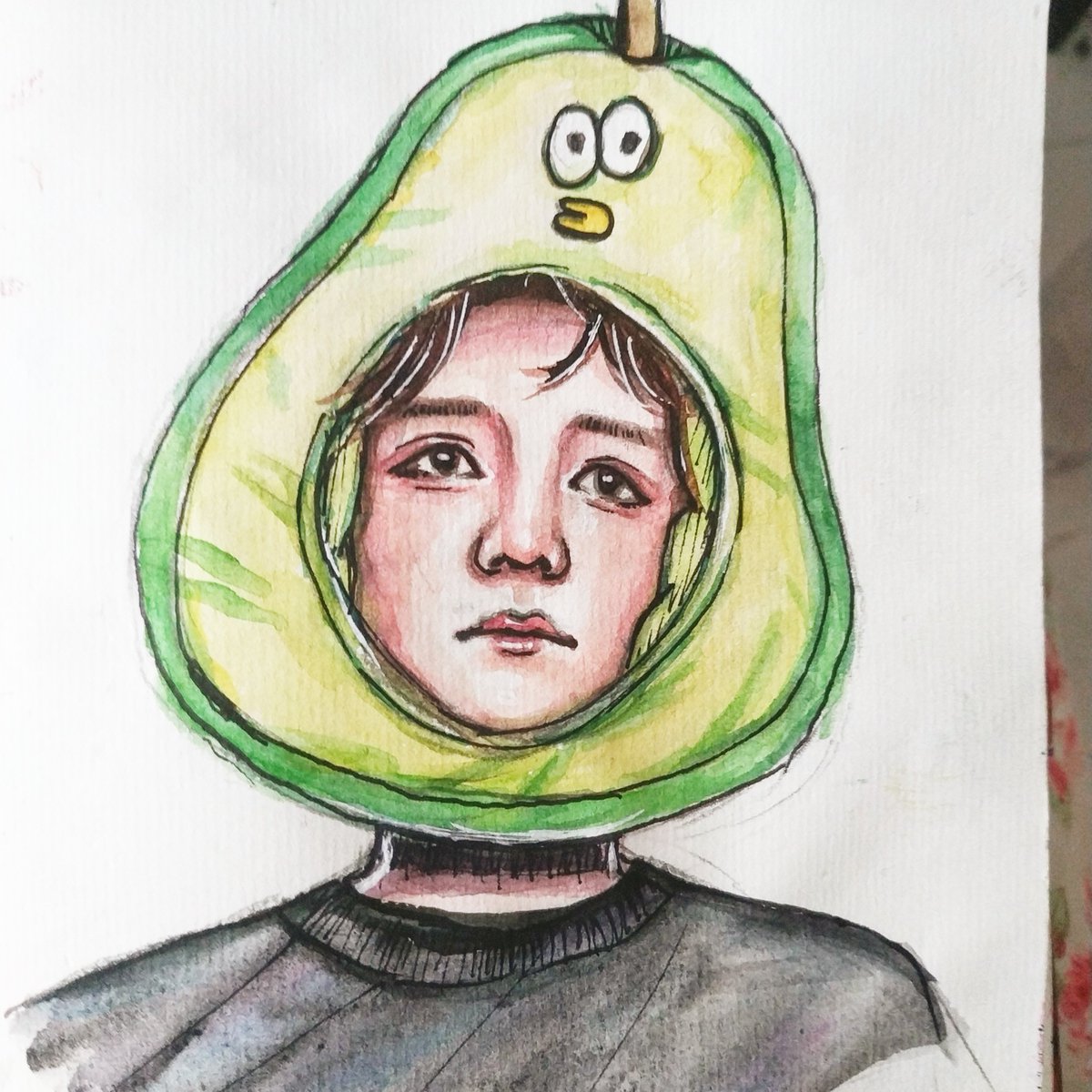 UsagiXandra's tweet photo. Ren is still more beautiful than most people even when wearing avocado headwear.
#NUEST #뉴이스트 #nuestren #렌 #nuestfanart #nuestsegnointaipei #avocadoheadwear #angryavocado https://t.co/kavRK9UJYB