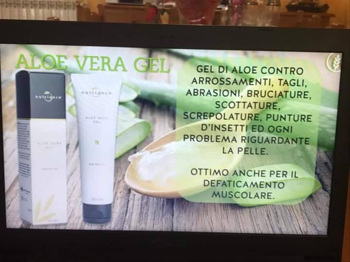 aloe vera contro brufoli