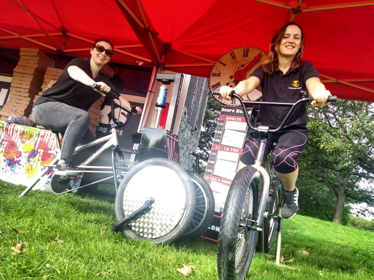 CycloneWorks's tweet image. We’re also in Nottingham for Let’s Ride! #letsride #letsridenottingham #nottingham #cycloneworks #bike #hsbc #britishcycling #art #paint #cans #eco #vintage #recycling #vinyl