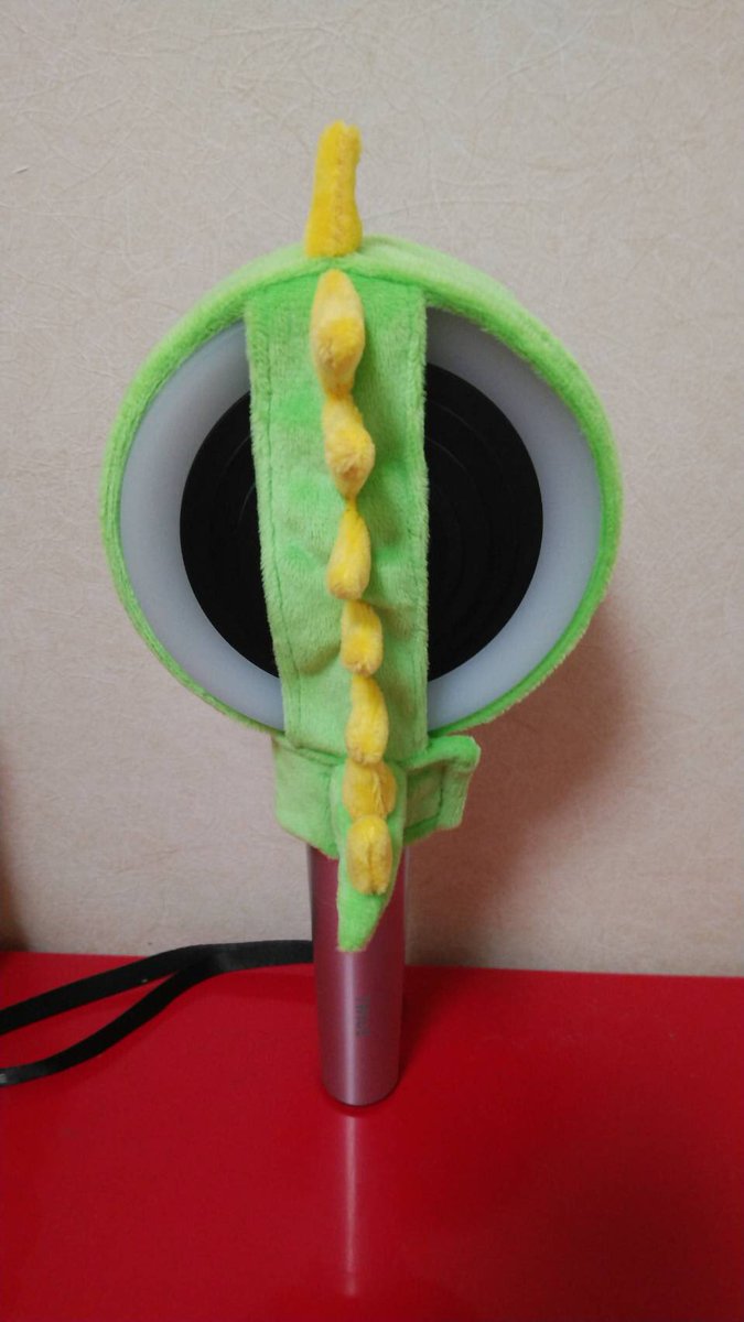 よっｐ だめ あと 誰かツウィちゃんのキャラといえばこれだ てわかりやすくて単純なもの で教えて下さい Twice ペンライトカバー キャンディボンz 怪獣