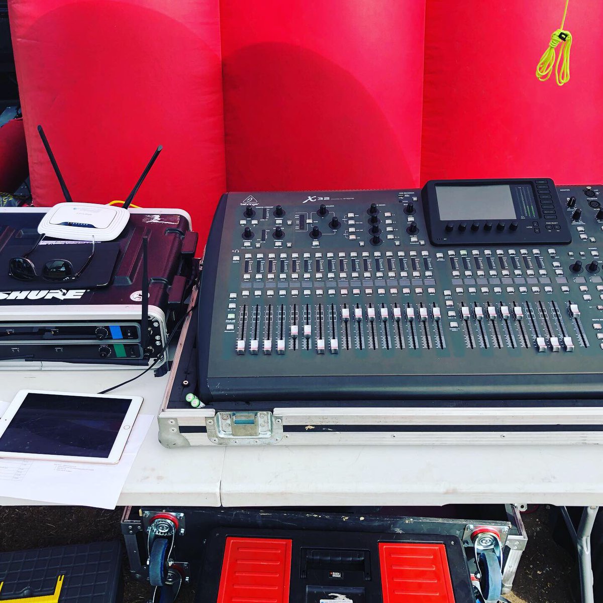 JrgSoundLight's tweet photo. Sorry we have been a bit quiet recently, it has been a very busy summer! Last weekend we provided sound equipment and engineering services for the Feed the 5000 event in Southsea ☀️ #sound #event #outdoor #stage #eventpros #feedthe5000 https://t.co/0RijbXxTJn