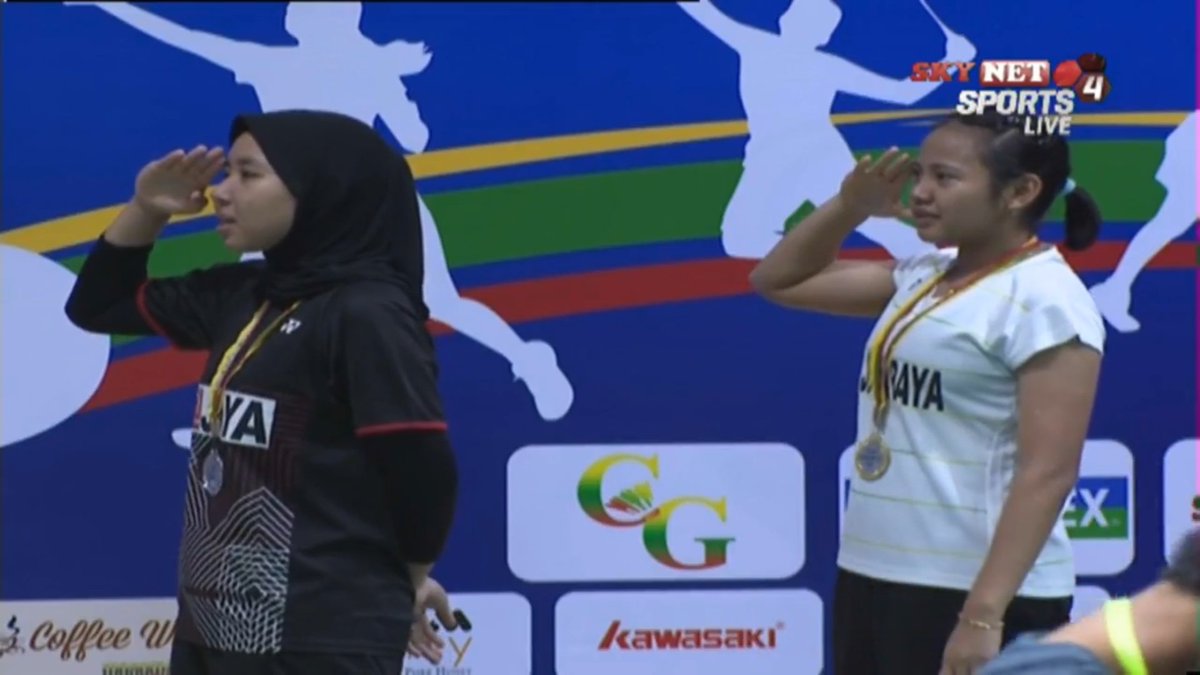 BadmintonTalk's tweet photo. FINAL WS
Sri Fatmawati (INA/2) vs Maharani Sekar Batari (INA)
21-16 21-13
Selamat Sri!!
#MyanmarIS https://t.co/voGyaQRc8s