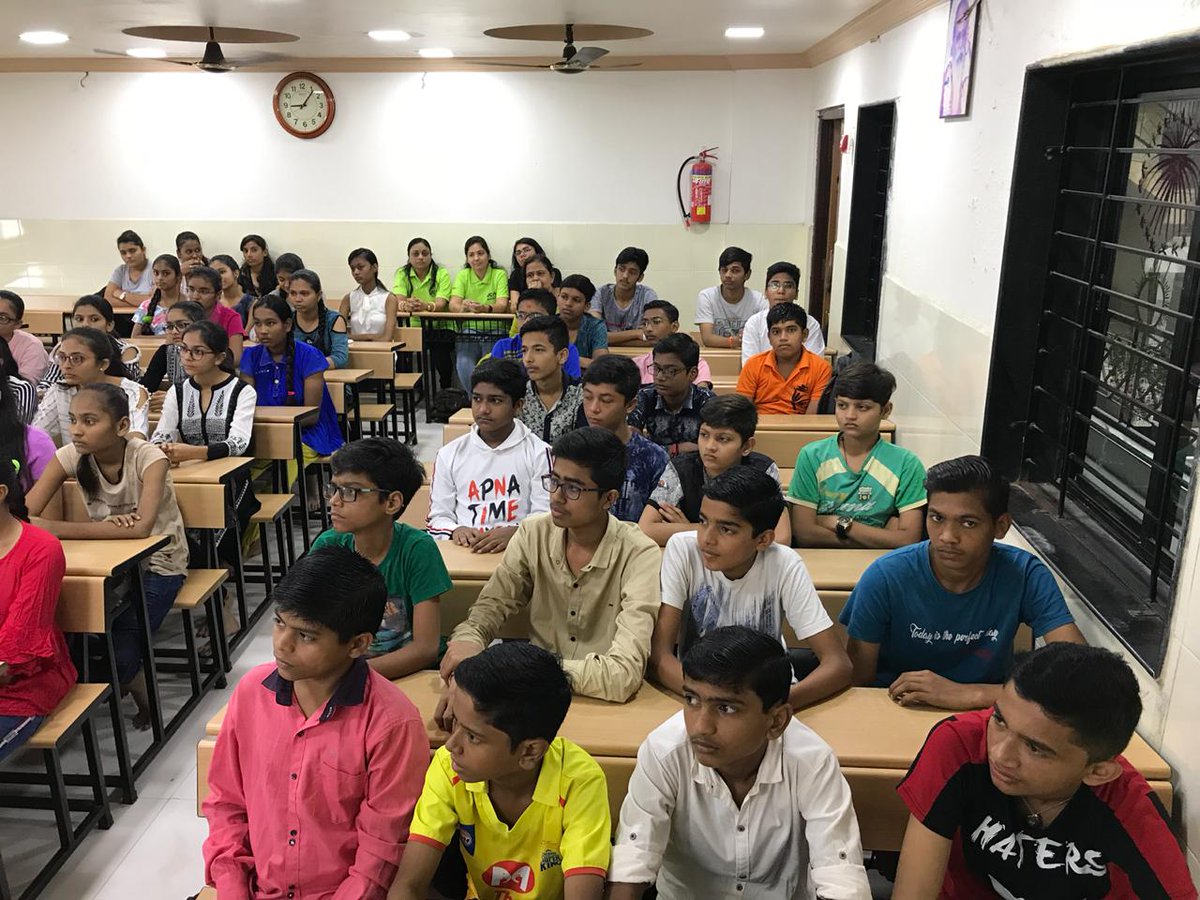 JBharuch's tweet photo. JCI Week DAY-6
Lady JC & Jcrt wing of JCI Bharuch organised "CAREER COUNSELING for Students" of Std.10 & 12
#jciindia #jciindiazone8 #jcibharuch #jciweek #jcweek2019
#unsdg #sdg4 #qualityEducation #career #counceling https://t.co/ob9bfCp2uQ