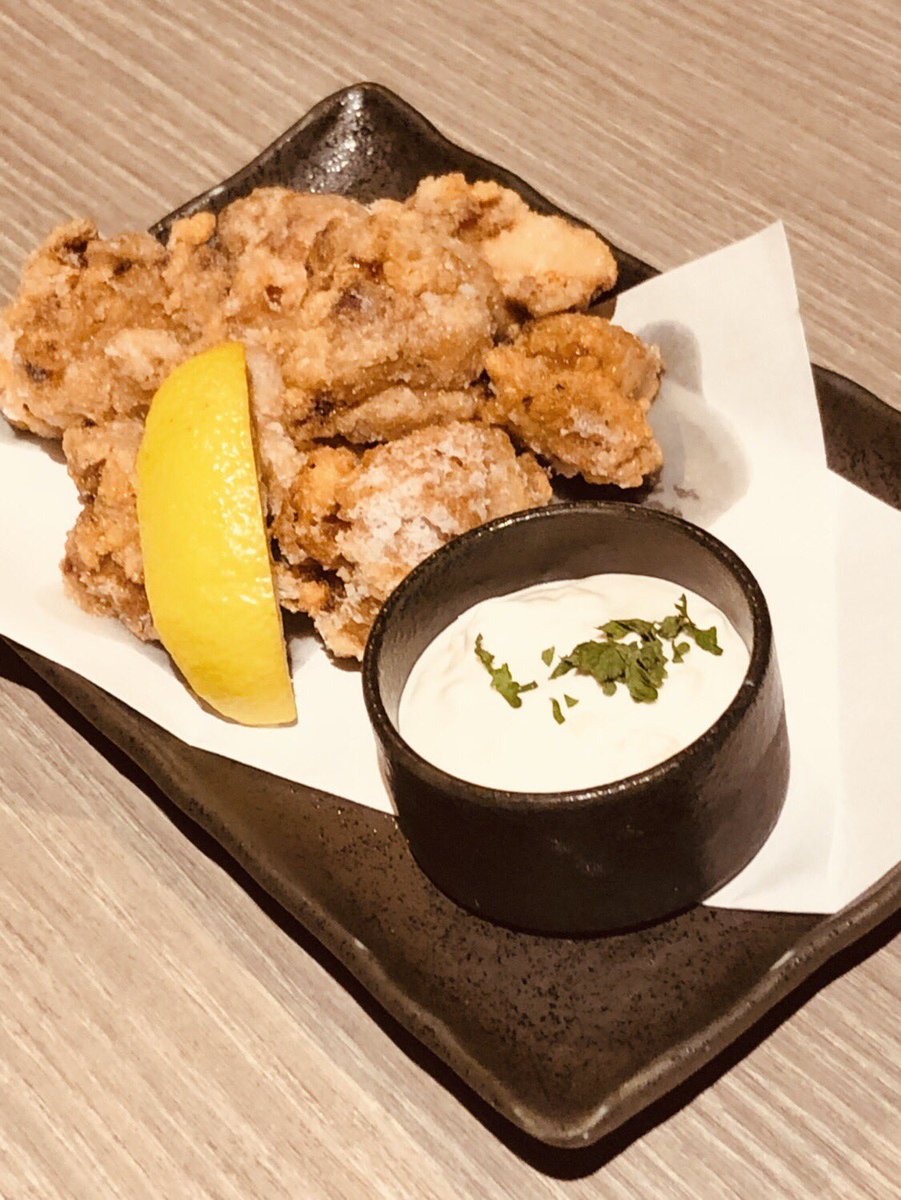 HMyk0505's tweet photo. 打ち上げは、イタリアン😋
全国各地から集まりました
イェーイv(・∀・*)
#comiyavi
#MIYAVI https://t.co/KB0rLmTsbo