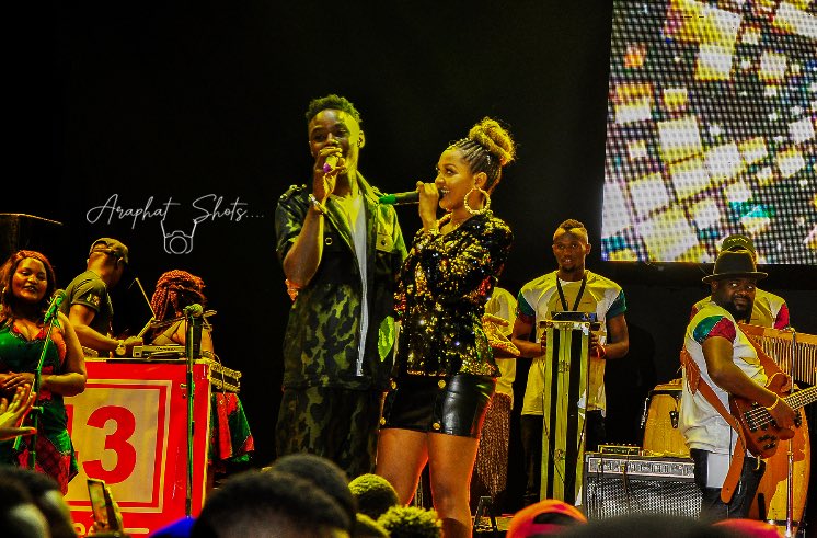 LuckyAgabaa's tweet photo. 5. @SpiceDianaUg: she is such a mood 🔥🔥💯🎶 I can’t describe the love and support she showed RayG in words 👏🏽👏🏽👏🏽👏🏽 #RayGLive19 https://t.co/dT0iFcpfe7