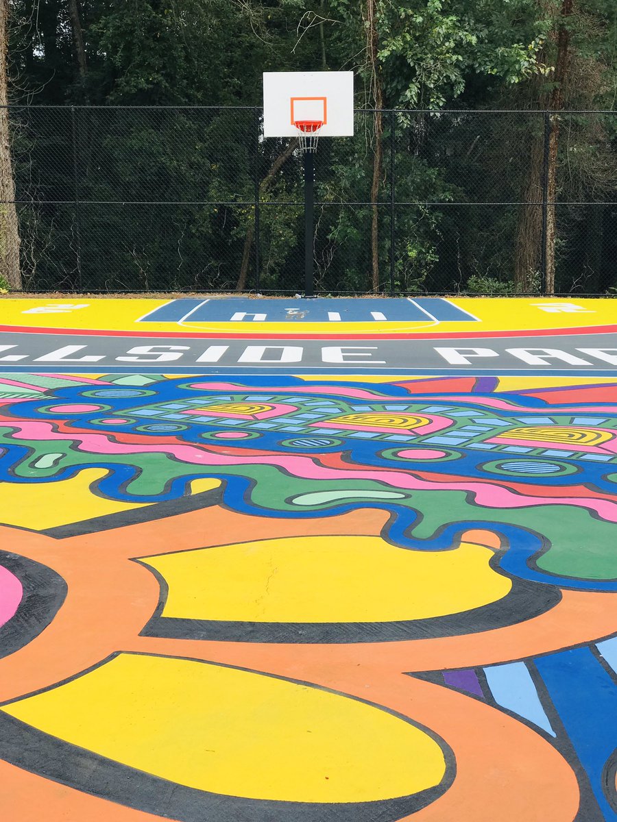 raleighwhatsup's tweet photo. Make #Durham colorful! #muralhunting in Durham yesterday! @DurhamNC @CityofDurhamNC #weekendvibes https://t.co/SROwYnP36g