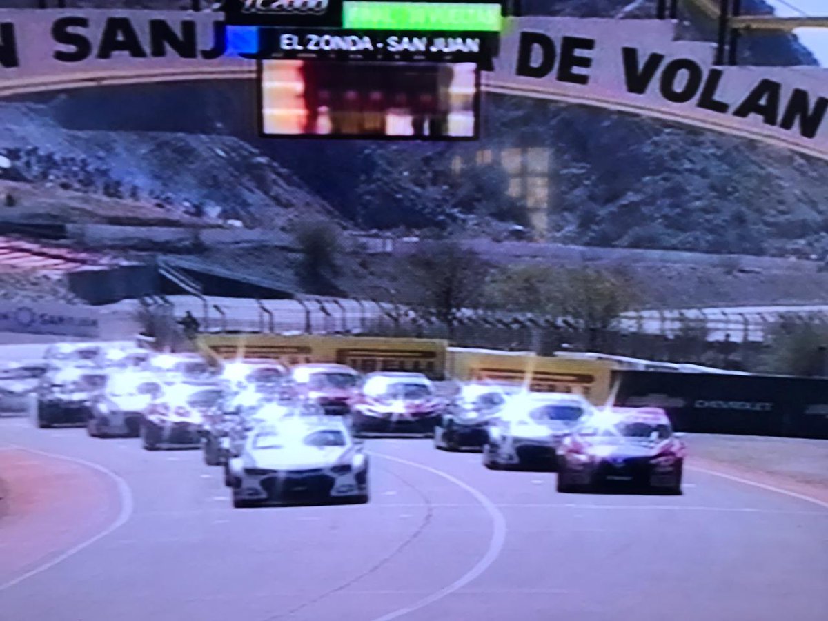 MauricioScutti's tweet photo. ¡Laaaaargaroooon!

Siguiendo la carrera de #STC200040años desde #CarlosPaz 🏁🏁🔥

#STC2000 #STC2000SanJuan #STC2000Turbo https://t.co/CNPgrhaO3n
