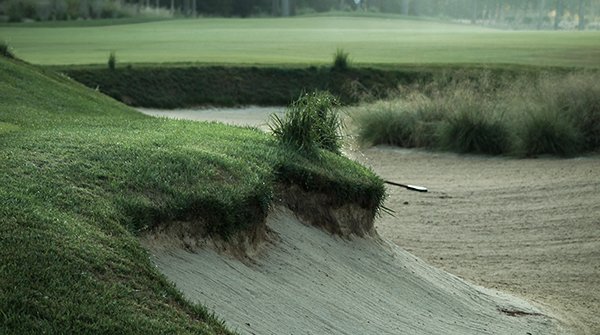 ULNationalGC's tweet photo. A freshly raked #bunker at Union League National. Many thanks to our dedicated grounds crew. #Golf #GolfCourse #ULGolf #ULNational https://t.co/9KJsUaEsQl