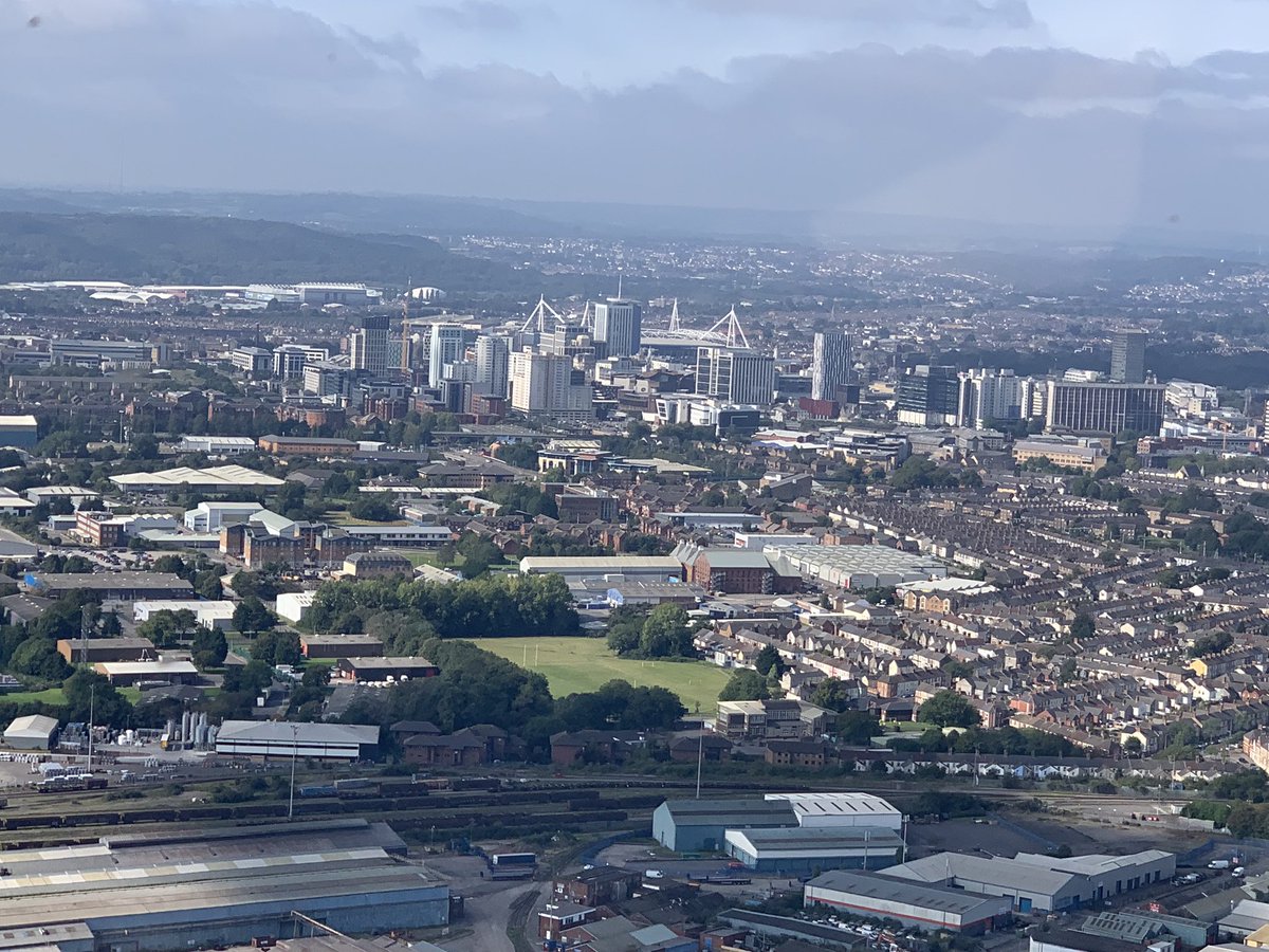 We1shchick's tweet photo. Lovely Sunday morning flight to @cardiffheliport but just realised he only fetched me to pay for the bloody fuel #craftygit 🤦‍♀️ https://t.co/TujvgF9S81