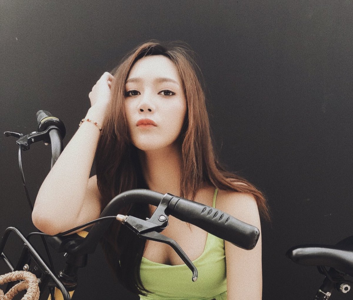 baifernWPs's tweet photo. 🍃 #pattaya #thailand #baifern https://t.co/Zv7zBBaCQ4