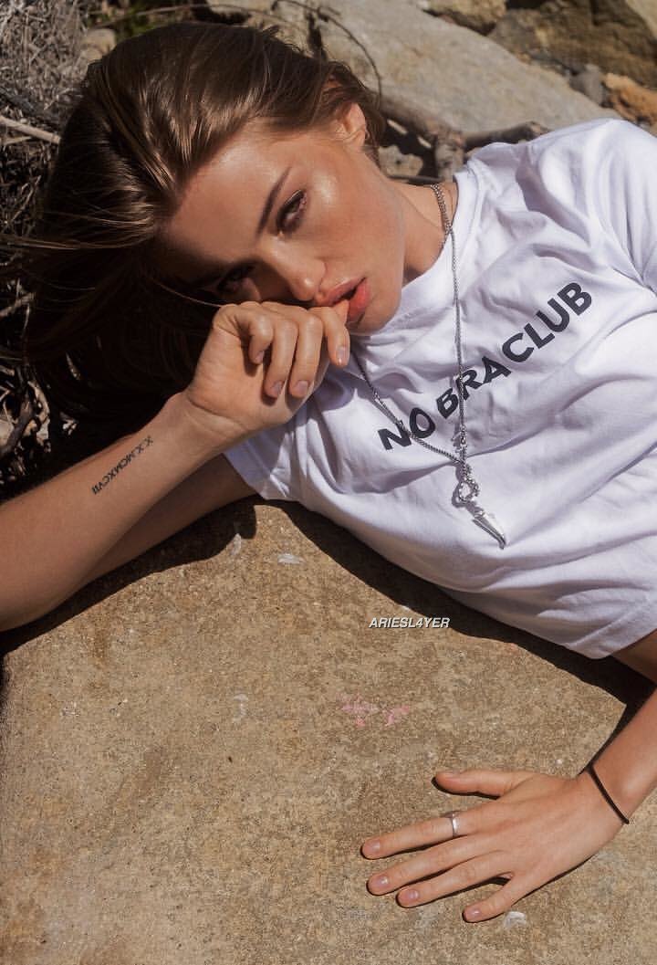 krystianville's tweet photo. I appreciate the way you watch me, I can’t lie, I drop it down, I pick it up, I back it off the county line; I fell from heaven, now I’m living like a devil, you can’t get me off your mind. — https://t.co/vEPKJj1YzU
