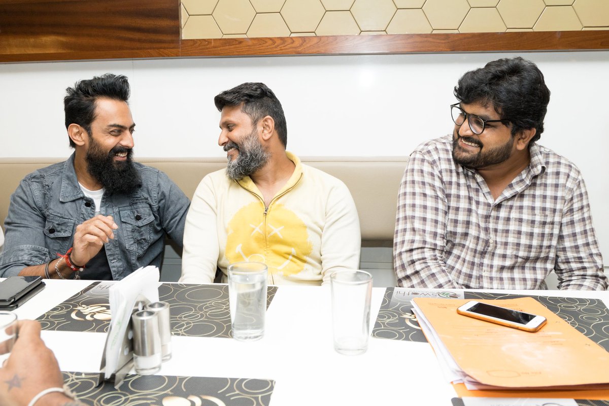 rgyatish's tweet photo. "Smile, it's contagious. Prerequisite before you start any work" 
And here we are !
#Kannada #Sandalwood #movies #kannadamovies #Neere #lovewithrain #krushiproductions #SRproduction https://t.co/0jxP7Au6FC