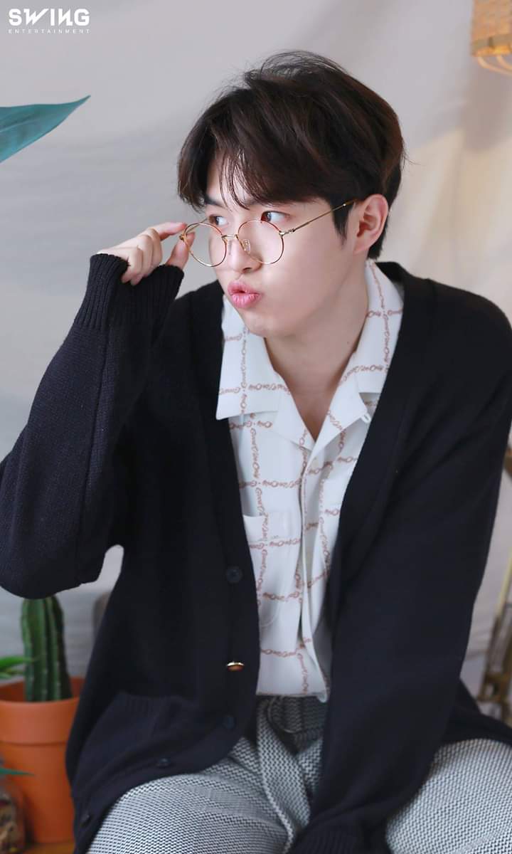 joajoakkk's tweet photo. 4.(워너원/솔로)김재환님
귀여운 얼굴에 반전 목소리ㅠㅠ너무 매력 넘치는 김재환님😭얼굴뿐만 아니라 노래면 노래!!춤이면춤!!랩이면랩!!못하는 게 없는 김재환님 신이 주신 선물이지 않을까요ㅠㅠ https://t.co/d3BGcz0xbl