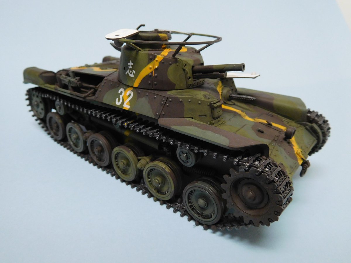 Rgm 久々の帰省モデリング 九七式中戦車 チハ 完成しました タミヤのベテランキットですがまだまだ戦えるぞ 塗装は下地のみ缶スプレーで後は毎度の水溶きアクリル筆塗り チハのクッキリ迷彩に相性抜群な上に 実家の居間でもできる素晴らしい塗装