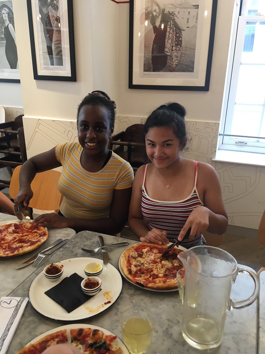 KWS_Westwood's tweet photo. Many thanks to our pizza guru Alex @PizzaExpress Bath who did @KWS_Westwood boarders proud. #toppizza #greatlunch #funweekendtrip #ILoveBoarding https://t.co/8UjqUSA51v