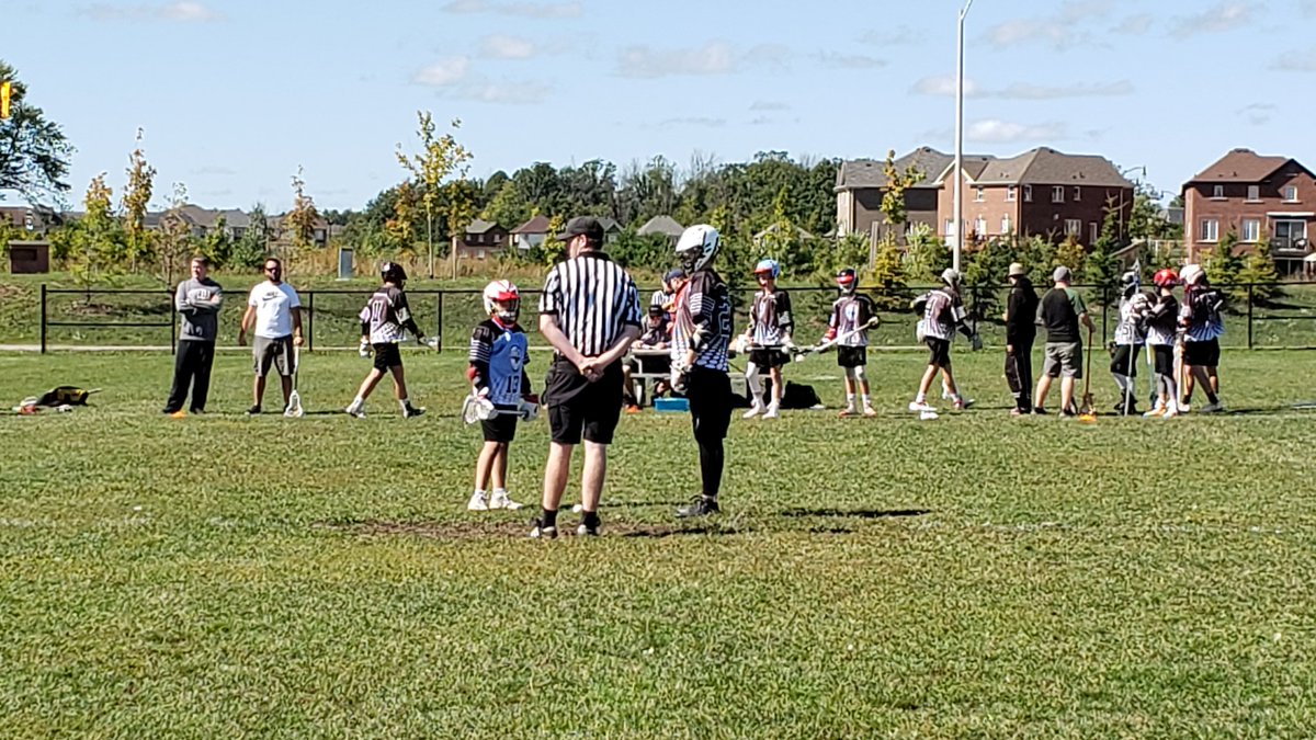 Rach__Lean's tweet photo. Good first day of fall field. Jax had a blast, even on the short field. Looking forward to the coming weeks! Thank you for putting this together #omfll #fallfield @rleaner1 @OMFLL https://t.co/SWS84A9hFJ