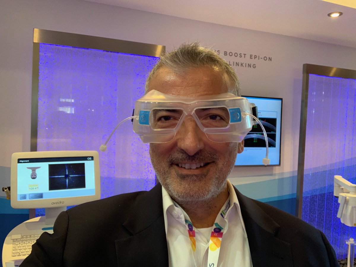 KanellopoulosMD's tweet photo. #ESCRS19 Fantastic innovation: #avedro comfortable oxygen facilitating goggles for boosting #CXL efficacy in #keratoconus and #corneaectasia management with both the KXL I and mosaic devices kudos to the Avedro team https://t.co/pR4ccnHME1