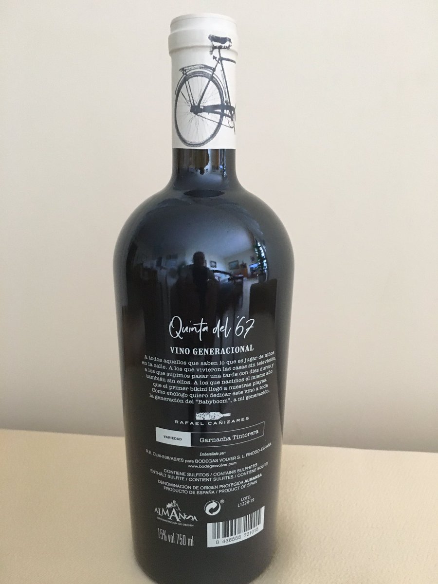 vic_pallares's tweet photo. #LaPaellaDeLosDomingos
Maridaje, uno de nuestros preferidos #LasOcho, de #ChozasCarrascal...y una nueva referencia #QuintaDel67, #RafaelCañizares, Almansa, Garnacha Tintorera, potente, espectacular en boca...y excelente relación c/p https://t.co/HvWf0Edmde