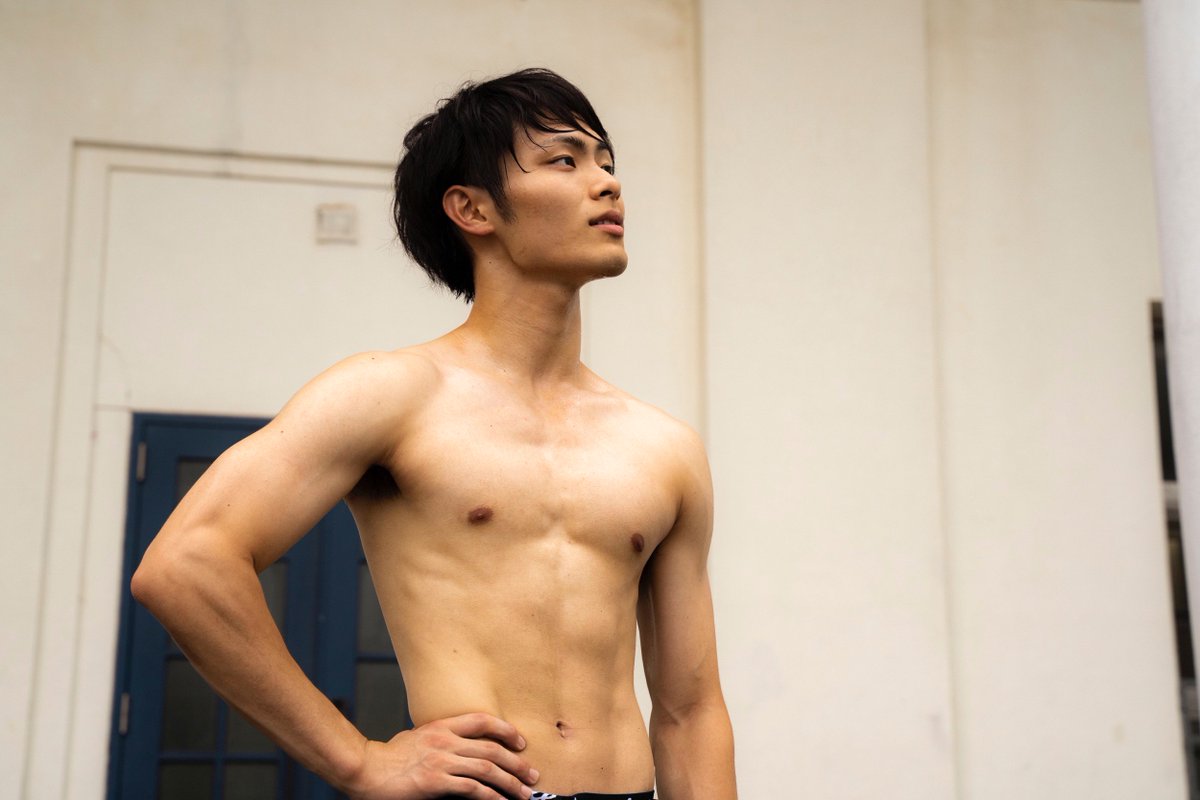 慶應大学 筋肉図鑑 Twitterissa 慶應大学 筋肉図鑑 No 24 氏名 原田浩太 はらだ こうた 学年 ３年 好きな筋トレ ディップス 一言 星に願うくらいなら 俺はジムへ行く 筋肉図鑑 慶應大学 筋肉男子